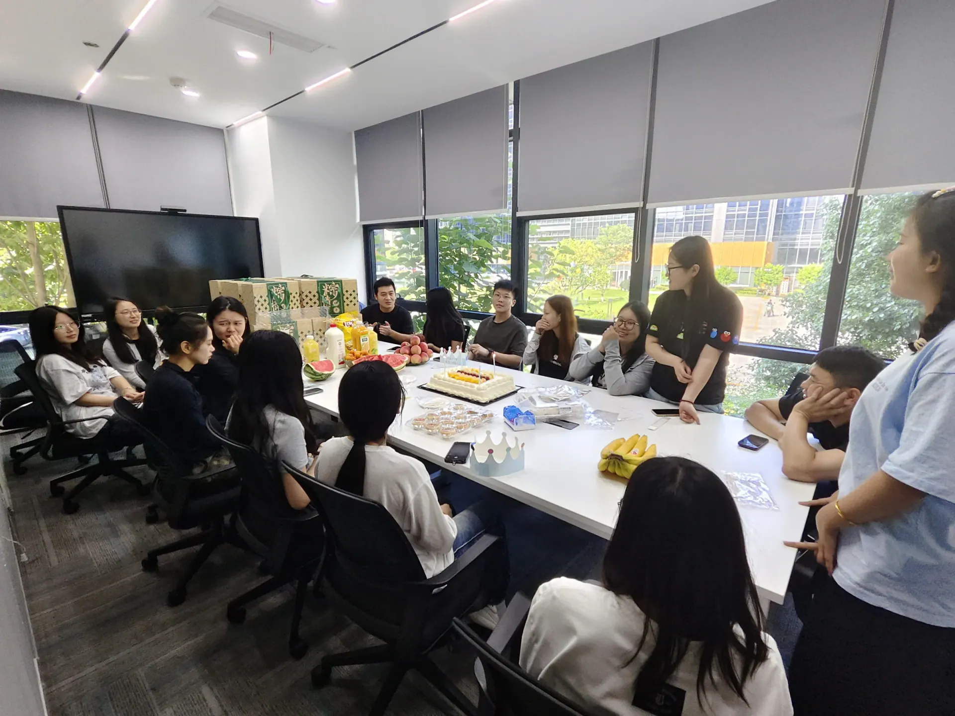 KEEYAK colleagues sharing a Dragon Boat Festival gathering in the office in 2024