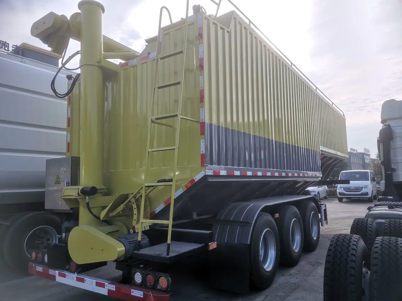 Completed bulk feed trailer viewed from the rear quarter