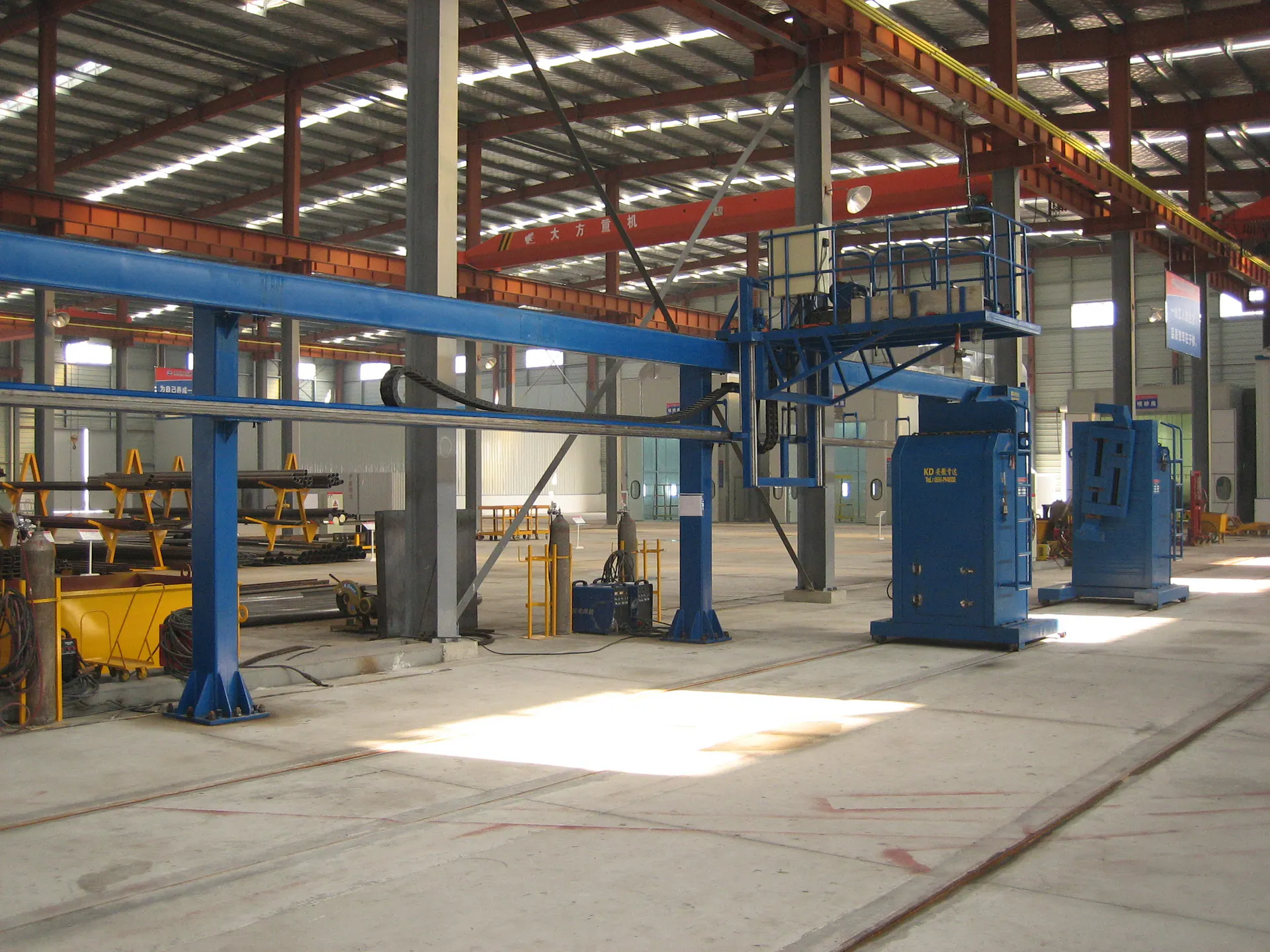 Special vehicle manufacturing activity inside the KEEYAK workshop